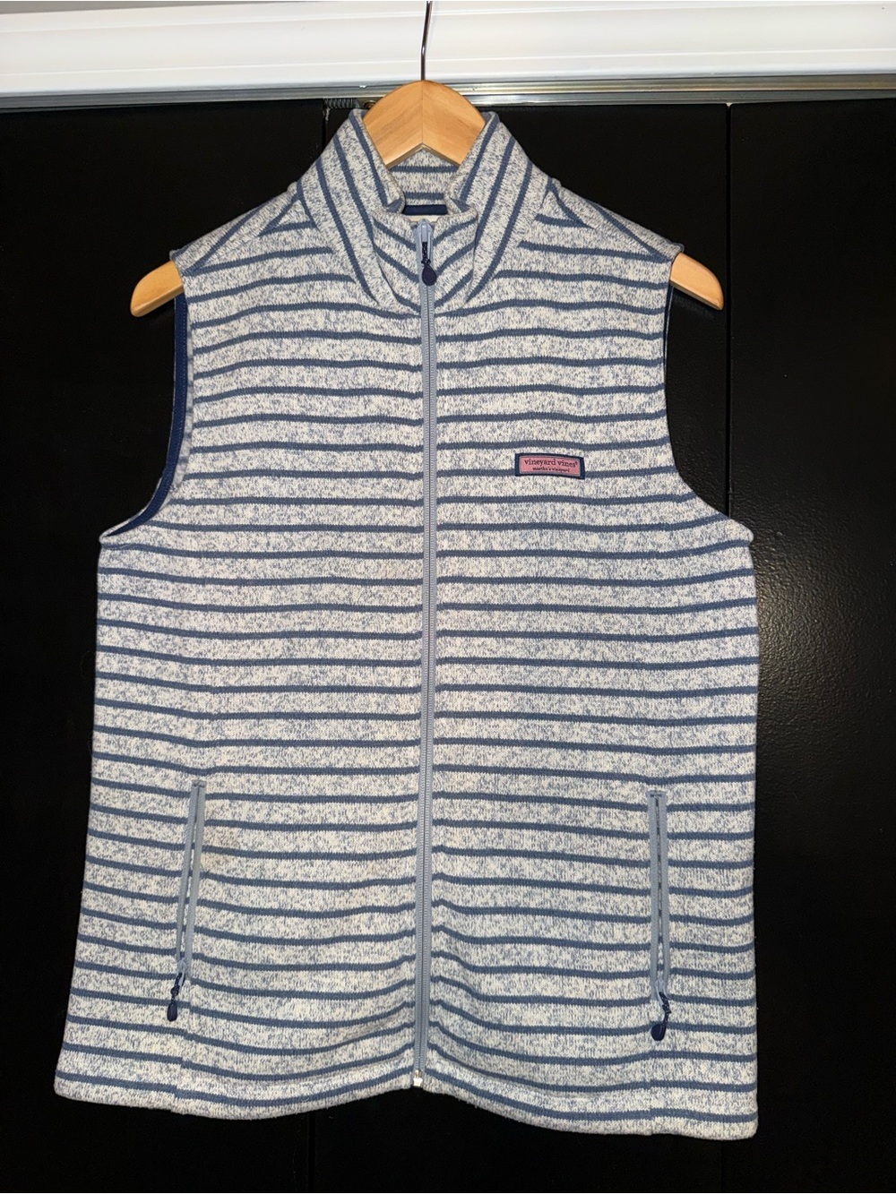 Women’s vineyard vines Striped Fleece Vest - Medium